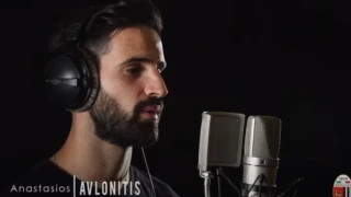 Αυλωνίτης και Δώνης τραγουδούν Τζον Λένον για Χρόνια Πολλά!