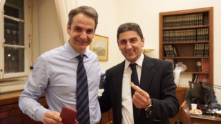 Η εξωθεσμική στήριξη στον Αυγενάκη