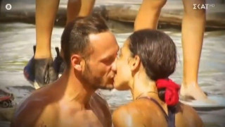 Survivor: «Το στημένο έχει και τα όριά του» - Χαμός στο Twitter για το φιλί Μυριέλλας - Κατσαούνη