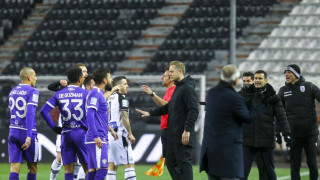 «Φωνάζει» για τη διαιτησία ο Νιόπλιας, τι είπε για το γκολ που ακυρώθηκε