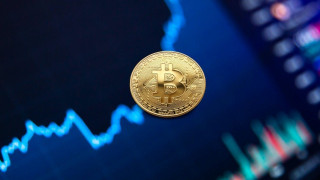 Το Bitcoin πιάνει... πάτο