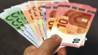 Συντάξεις Φεβρουαρίου 2022: Πλησιάζουν οι μέρες πληρωμών - Πότε θα δουν λεφτά οι συνταξιούχοι