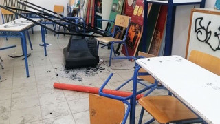 Ο δήμαρχος Παπάγου-Χολαργού στέλνει τον λογαριασμό στους καταληψίες μαθητές