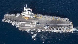 Απόβαση στην Ελλάδα: Στο Αιγαίο ο στόλος, πιάνει… Πειραιά το Charles De Gaulle