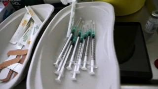 Εμβόλιο γρίπης και κορωνοϊού: Πόσο ασφαλής είναι η ταυτόχρονη χορήγηση