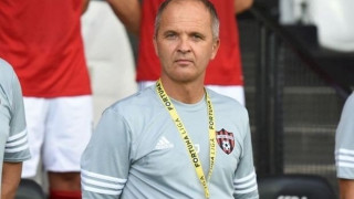 «Να μείνουμε προσγειωμένοι στο έδαφος»