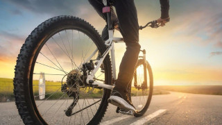 Tips για... σωστή ποδηλασία στο κρύο