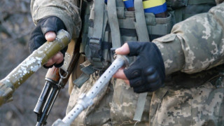 Ουκρανή δημοσιογράφος: «Γειτονάς μου ζήτησε πέντε φορές όπλο και του είπαν ότι τα έχουν δώσει όλα!»