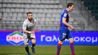 Μανούχος και Στογιάνοφ δεν είδαν την ανατροπή του Νίνη από τον Σισέ και ο Ολυμπιακός πέρασε από τον Βόλο