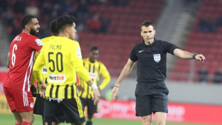 Ο Μανούχος λύγισε υπό το... βάρος και την πίεση του μέτριου Ολυμπιακού