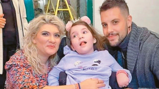 Ρούλα Πισπιρίγκου: Ο Μάνος χύνει  «κροκοδείλια δάκρυα» για να φανεί «άγιος»