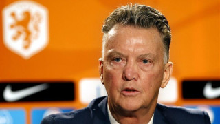 Ευθεία επίθεση Φαν Χάαλ προς FIFA: «Τη νοιάζουν μόνο τα λεφτά»