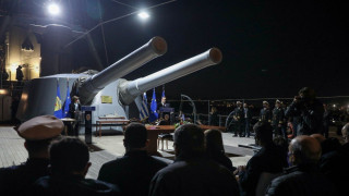 Ελλάδα - Γαλλία: Υπογράφτηκε στο θωρηκτό Αβέρωφ η συμφωνία για 3 Belh@rra και 6 επιπλέον Rafale