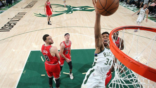 ΝΒΑ: «Τυφώνας» ο Γιάννης σάρωσε τους Μπουλς