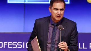 Πόσο πιο χαμηλά θα το φτάσετε το ποδόσφαιρο;  