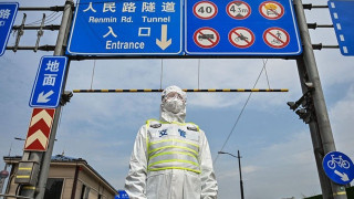 Bloomberg: Ξεφεύγουν οι... αριθμοί για τα κρούσματα κορωνοϊού στην Κίνα