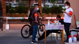 Τζανάκης: Υπολογίζω 1.000 με 3.000 νεκρούς στη Σανγκάη και όχι 3, όπως λέει η Κίνα