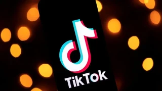 Η χαρά των influencers: Το TikTok θα αρχίσει να δίνει… έσοδα