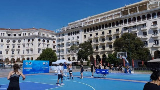 Σε γήπεδο μπάσκετ μετατράπηκε η πλατεία Αριστοτέλους – Στη μνήμη του Αλκή