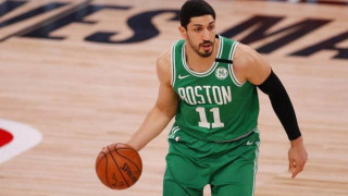 Καταγγέλει απειλές για τη ζωή του ο ﻿Ένες Καντέρ: «Θα σου κόψουμε το κεφάλι και θα το πετάξουμε στα σκυλιά»