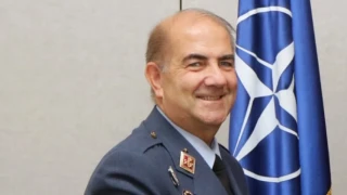 Αλβανία: Πρόεδρος της χώρας ο αρχηγός των ενόπλων δυνάμεων!