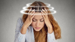 Ζαλίζεστε όταν σηκώνεστε απότομα; Από ποια σοβαρή νόσο ενδέχεται να κινδυνεύετε