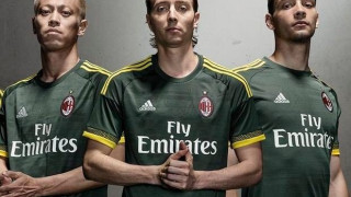 «Περίεργο» χρώμα στην τρίτη εμφάνιση της Μίλαν (pics)