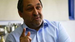 Κάποιον θυμίζει ο Παπαθανασάκης