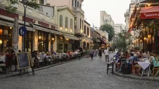 Θεσσαλονίκη: Οι μισές επιχειρήσεις εστίασης έκλεισαν ή άλλαξαν χέρια μέσα στην πανδημία