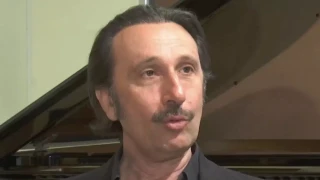 Ρένος Χαραλαμπίδης: «Αν ξαναγεννιόμουν θα έκανα λιγότερο σεξ και περισσότερο...»