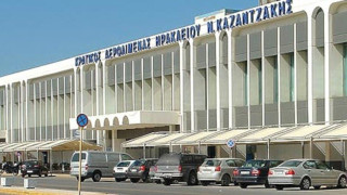 Ηράκλειο: Οταν το φλερτ στο αεροδρόμιο άναψε τα… αίματα-Επεισόδιο μεταξύ τουριστριών!