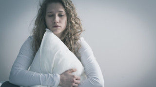 Εγκεφαλικό επεισόδιο: Ο παράγοντας που αυξάνει 35% τον κίνδυνο για τις γυναίκες