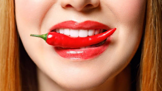 Τρώτε καυτερά; Τι άλλο κερδίζετε εκτός από έντονη γεύση