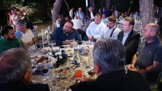 Super League: Πρόθεση να χρηματοδοτούν οι ΠΑΕ τις ΕΠΣ μετά την τροπολογία