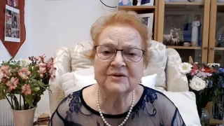 Απίστευτο: Νεκρή «μίλησε» στην κηδεία της, μέσω ολογράμματος