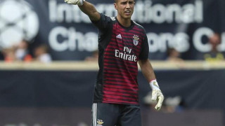 «Άγιαξ και Μάντσεστερ Γιουνάιτεντ για Βλαχοδήμο»