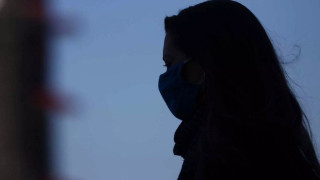 Κορωνοϊός: Πώς θα κινηθούν τα μέτρα για το νέο κύμα πανδημίας από φθινόπωρο