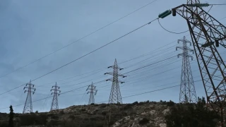 Αυτές είναι οι νέες τιμές ρεύματος για όλους τους παρόχους και τα προγράμματά τους