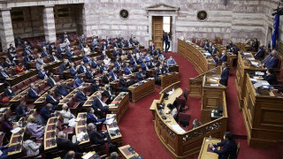 Υποκλοπές: Round 2 αντιπαράθεσης στην «αρένα» της Βουλής