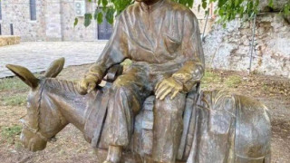 Έδεσσα: Ο γάιδαρος που έγινε άγαλμα και η συγκινητική ιστορία