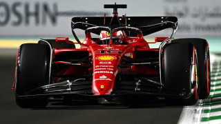 Γιατί στη Ferrari έκλεισαν για 15 λεπτά τον Charles Leclerc σε ένα ντουλάπι