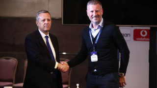 Το ελληνικό ποδόσφαιρο μοιάζει με… Χονολουλού για τους ξένους της ΚΕΔ και η διαιτησία με «χρυσόμαλλο δέρας» για τους παράγοντες