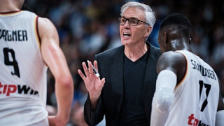 Ο προπονητής της Γερμανίας αποκάλυψε τον απίστευτο λόγο που δεν δίνει την πιστωτική του στους παίκτες