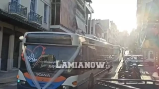 Γαμπρός στη Λαμία πήγε στην εκκλησία με το… αστικό λεωφορείο