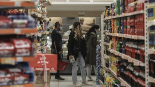 Ακρίβεια: Στο τραπέζι νέα μέτρα στήριξης-Τι εξετάζει η κυβέρνηση