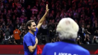 Σείστηκε το γήπεδο στο «αντίο» του Φέντερερ - Δάκρυσε ο Ναδάλ