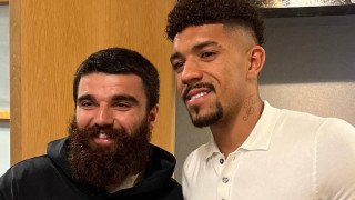 Ηχηρό μήνυμα της οικογένειας Σαββίδη η παρουσία του Γιώργου στις υπογραφές Αουγκούστο