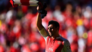 Δεν το κουνάει από την Άρσεναλ ο Σάντι! 