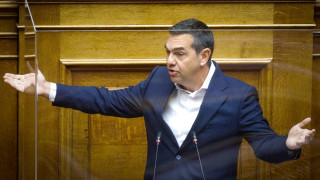 Επίκαιρη ερώτηση Τσίπρα σε Μητσοτάκη: «Παρακολουθούσε η ΕΥΠ τους 33 της λίστας;»