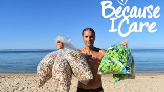 Χαλκιδική: Καθάρισε την παραλία της Νικήτης και μάζεψε 15909 αποτσίγαρα και 2332 πλαστικά καπάκια